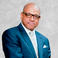 David Thomas Headshot.png