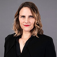 Glennda Testone Headshot.jpg